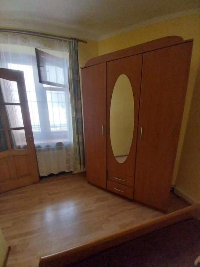 2 Ком Апартаменти На Пл Ринок Lviv Exterior photo